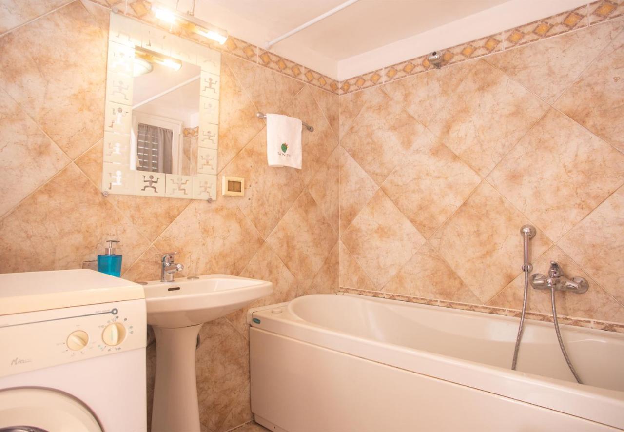 Casa Zefiro - The Fab Stay Ostuni Eksteriør billede